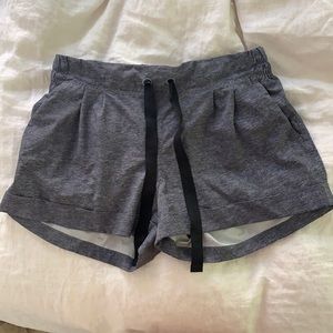Lulu quick dry shorts